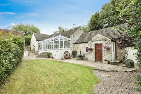 2 bedroom detached house for sale
