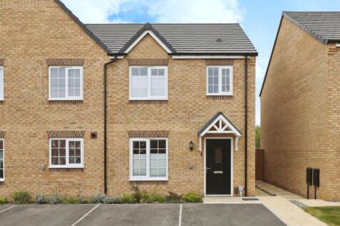 Trusdale Avenue, Sheffield S25 3 bed semi