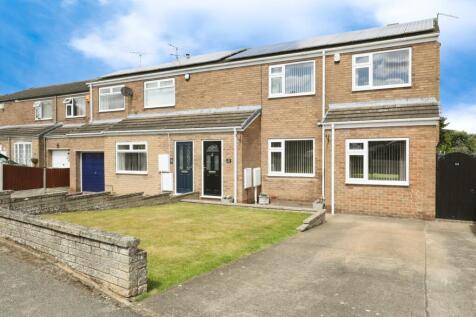 4 bedroom semi-detached house for sale