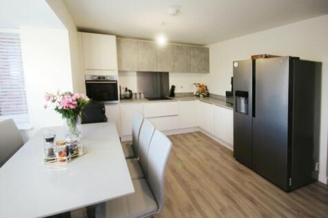 Mason Gardens, Ferryhill DL17 3 bed detached house for sale