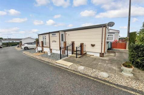 2 bedroom park home for sale