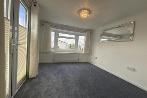 2 bedroom park home for sale