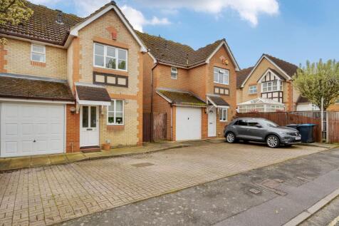 Virginia Water,  Surrey,  GU25 3 bed detached house for sale