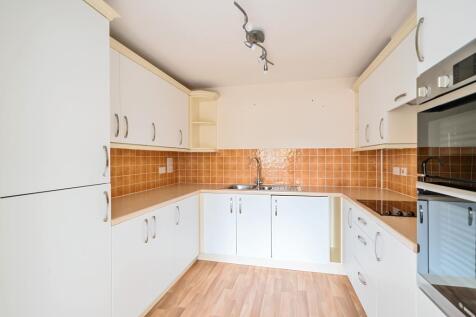 Sunningdale,  Berkshire,  SL5 1 bed retirement property for sale
