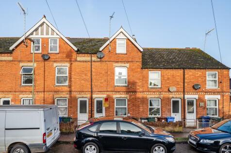 Banbury,  Oxfordshire,  OX16 3 bed terraced house for sale