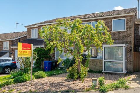 Banbury,  Oxfordshire,  OX16 4 bed semi