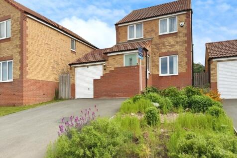 Plowes Way, West Yorkshire WF11 3 bed detached house for sale