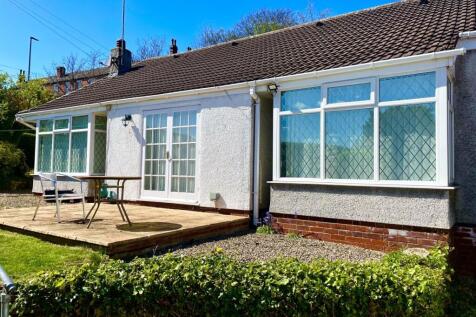 Mayors Walk Avenue, West Yorkshire WF8 3 bed bungalow for sale