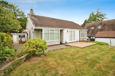 Mayors Walk Avenue, West Yorkshire WF8 3 bed bungalow for sale
