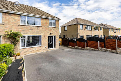 3 bedroom semi-detached house for sale