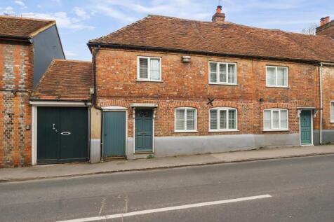 High Street,  Nettlebed,  RG9 2 bed end of terrace house for sale