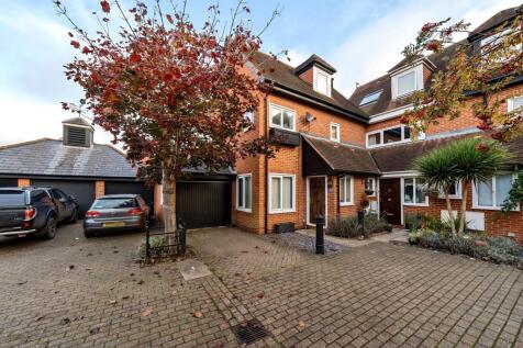Henley on Thames,  Oxfordshire,  RG9 3 bed semi