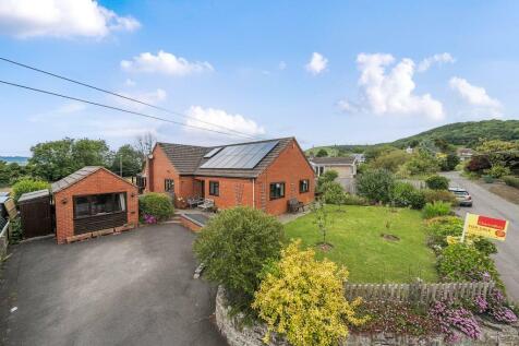 4 bedroom detached bungalow for sale