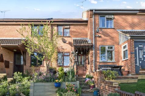 1 bedroom terraced house for sale