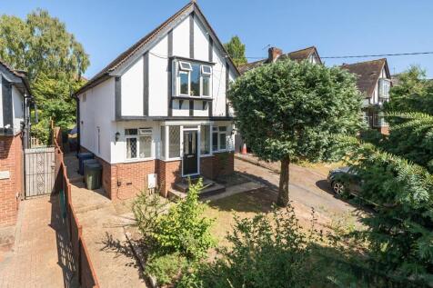 High Wycombe,  Buckinghamshire,  HP12 3 bed link detached house for sale
