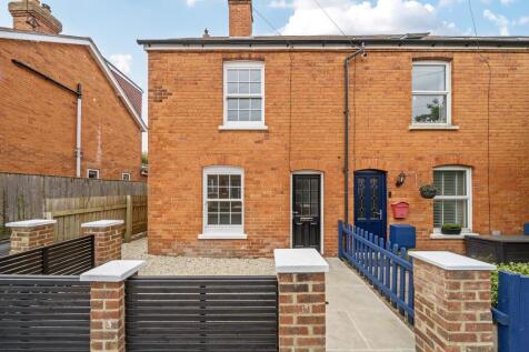 Newbury,  Berkshire,  RG14 3 bed end of terrace house for sale