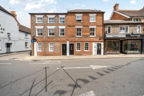 Newbury,  Berkshire,  RG14 2 bed maisonette for sale