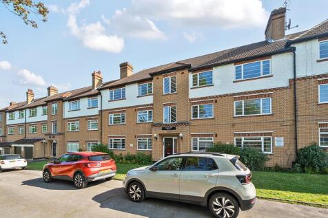 Sontan Court,  Richmond,  TW2 3 bed block of apartments for sale