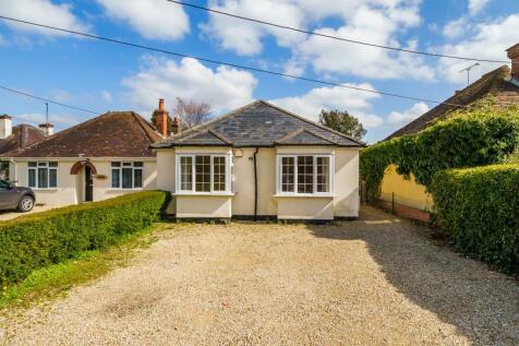 4 bedroom detached bungalow for sale