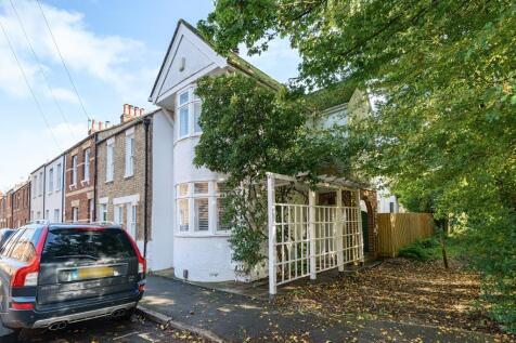 West Oxford City,  Oxfordshire,  OX2 3 bed terraced house for sale