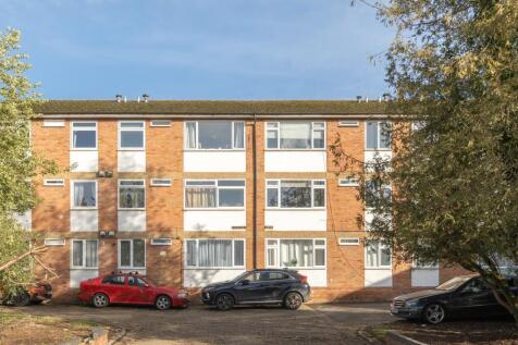 Chesham,  Buckinghamshire,  HP5 2 bed flat for sale