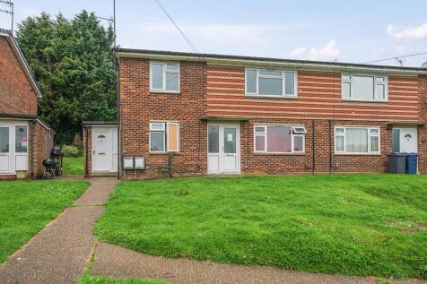Chesham,  Buckinghamshire,  HP5 2 bed flat for sale