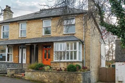 Chipping Norton,  Oxfordshire,  OX7 4 bed semi