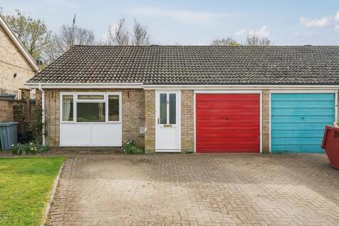 1 bedroom semi-detached bungalow for sale