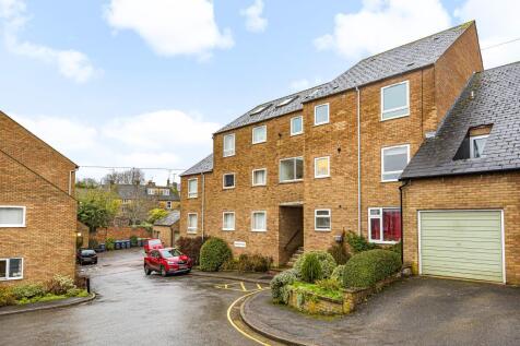 Chipping Norton,  Oxfordshire,  OX7 2 bed flat for sale