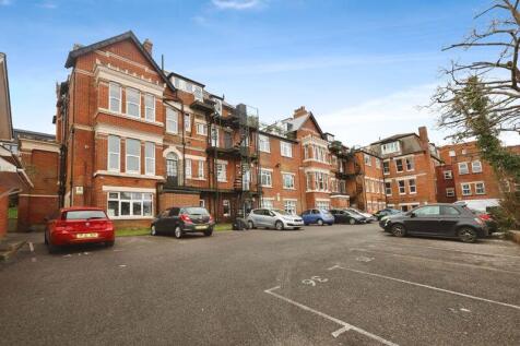Norwich Avenue West, Bournemouth BH2 2 bed flat for sale