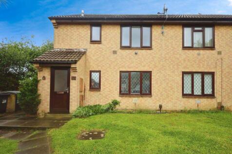 Cucklington Gardens, Bournemouth BH9 1 bed flat for sale