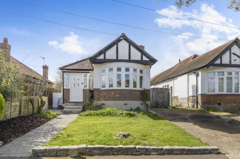 Surbiton,  Surrey,  KT5 2 bed detached bungalow for sale