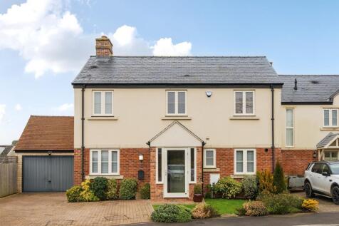 Dovecote Place,  Curbridge,  OX29 4 bed detached house for sale