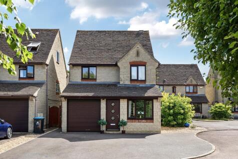 Witney,  Oxfordshire,  OX28 4 bed detached house for sale