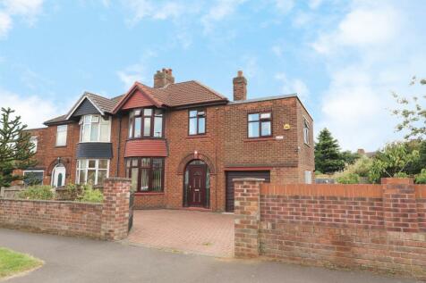 4 bedroom semi-detached house for sale