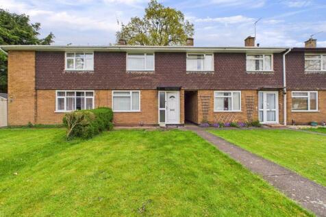 Ash Grove, Albrighton, WV7 2 bed terraced house for sale
