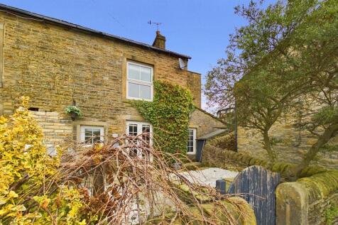 2 bedroom semi-detached house for sale