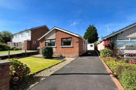 3 bedroom detached bungalow for sale