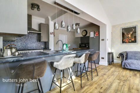 Werrington Road, Bucknall... 3 bed detached house for sale