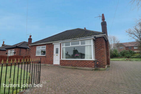 3 bedroom detached bungalow for sale