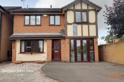 Thorpe Close, Crewe 4 bed detached house for sale