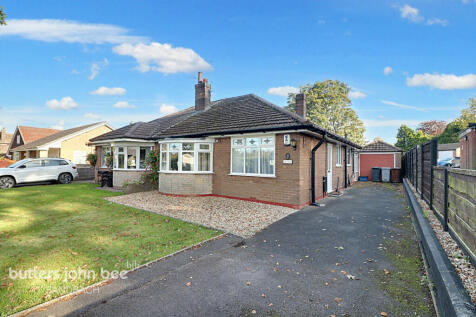 2 bedroom semi-detached bungalow for sale