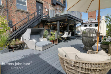 High Street, SANDBACH 4 bed apartment for sale