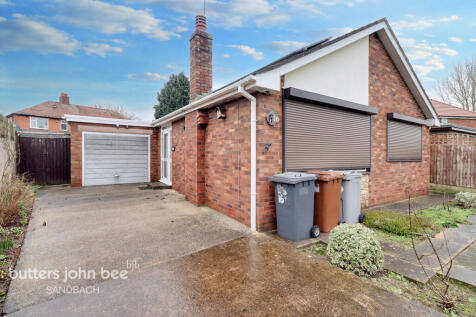 Third Avenue, Sandbach 2 bed detached bungalow for sale