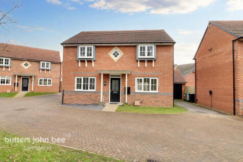 4 bedroom detached house for sale