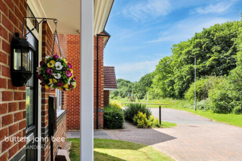 Dappled White Close, Sandbach 4 bed detached house for sale