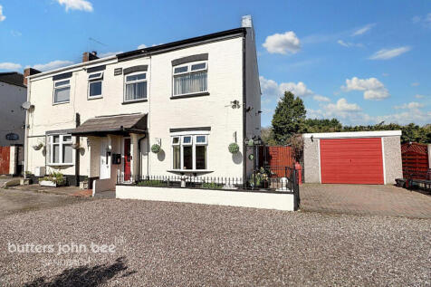 2 bedroom semi-detached house for sale