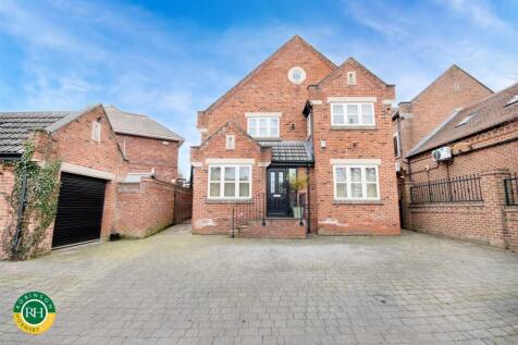 Doncaster Road, Braithwell, Rotherham 5 bed detached house for sale