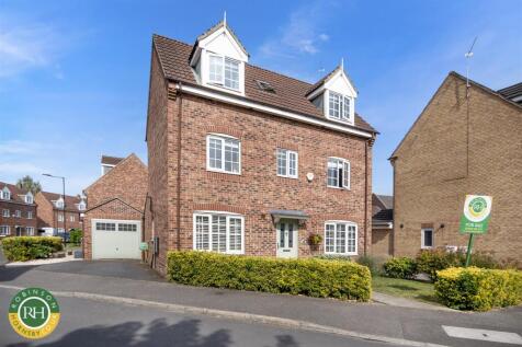 5 bedroom house for sale