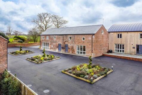 4 bedroom barn conversion for sale